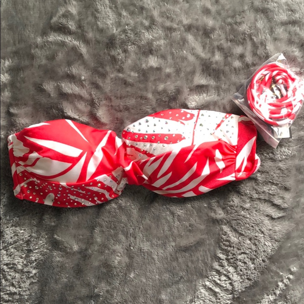 Victoria’s Secret Bikini Top